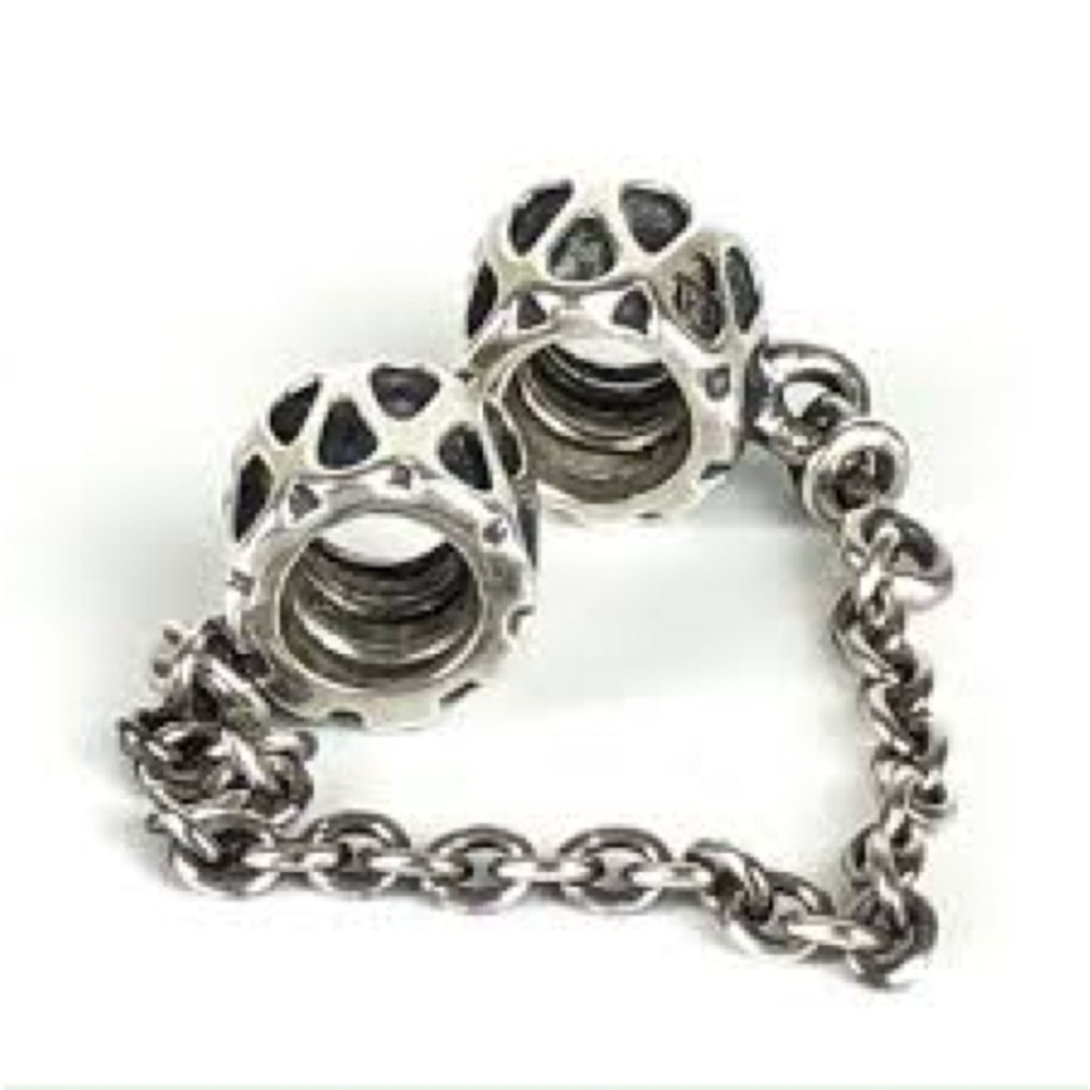 Authentic Pandora Raindrop Patterned Safteychain